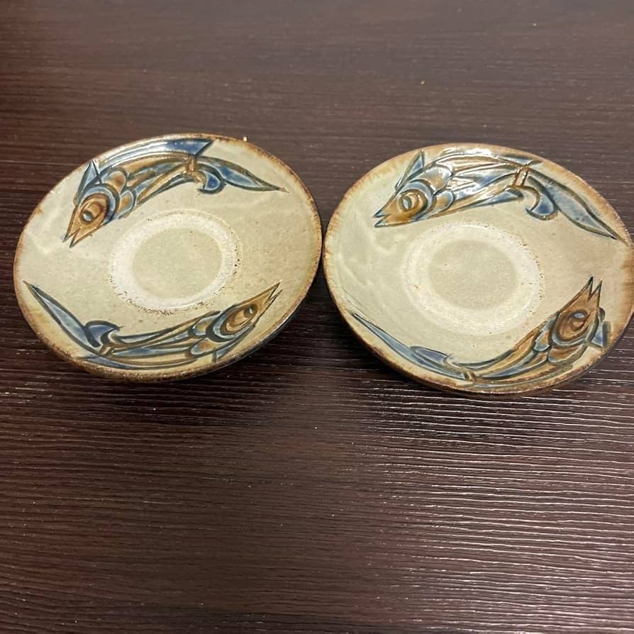 Amazon | 金城次郎一門 金城敏幸 ペア魚紋皿 | ノーブランド品